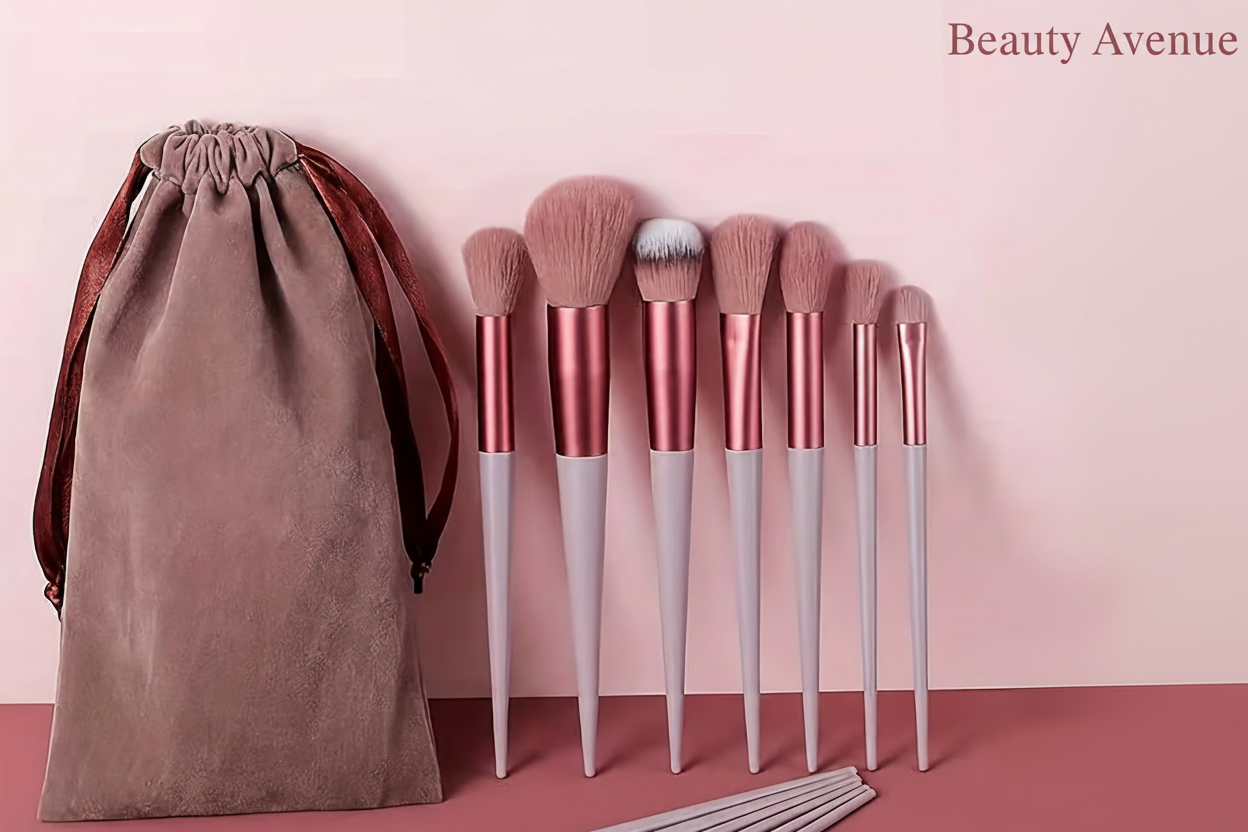 Beauty Avenue 13-piece rose gold brush set with velvet pouch - branded